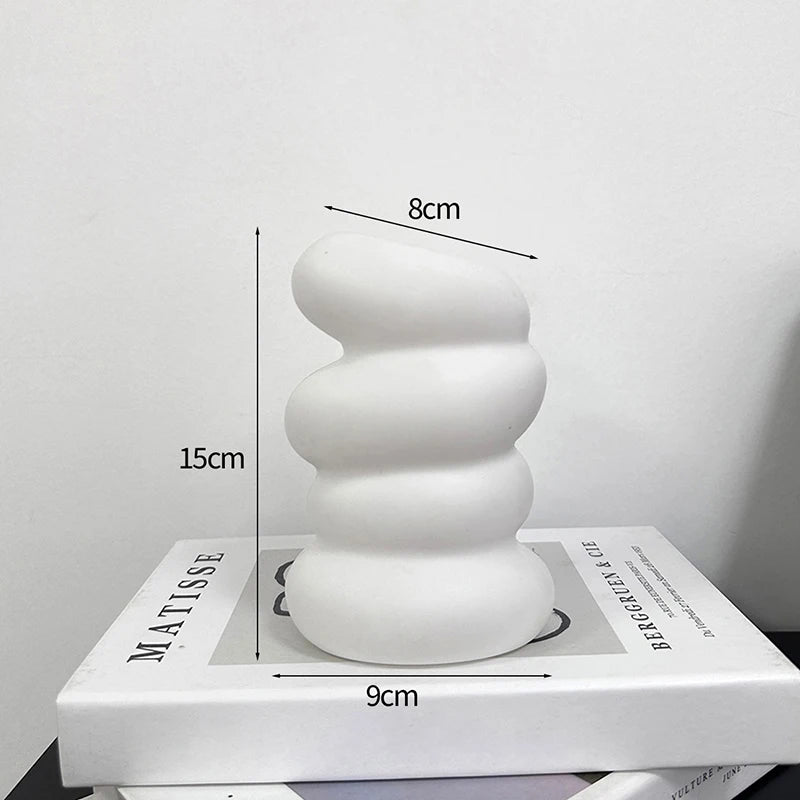 Imitation Ceramic Vase Modern White Plastic Flower Vase Creative Spiral Boho Aesthetic Irregular Flower Vases Wedding Home Decor
