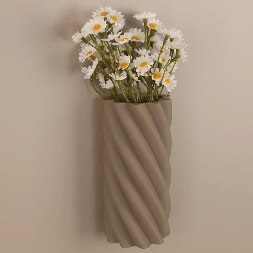 Cross-border Spiral  Wall-mounted Vase Minimalist Creative Wall Decor Flower Vase For Living Room Bedroom Home Decoration Scena