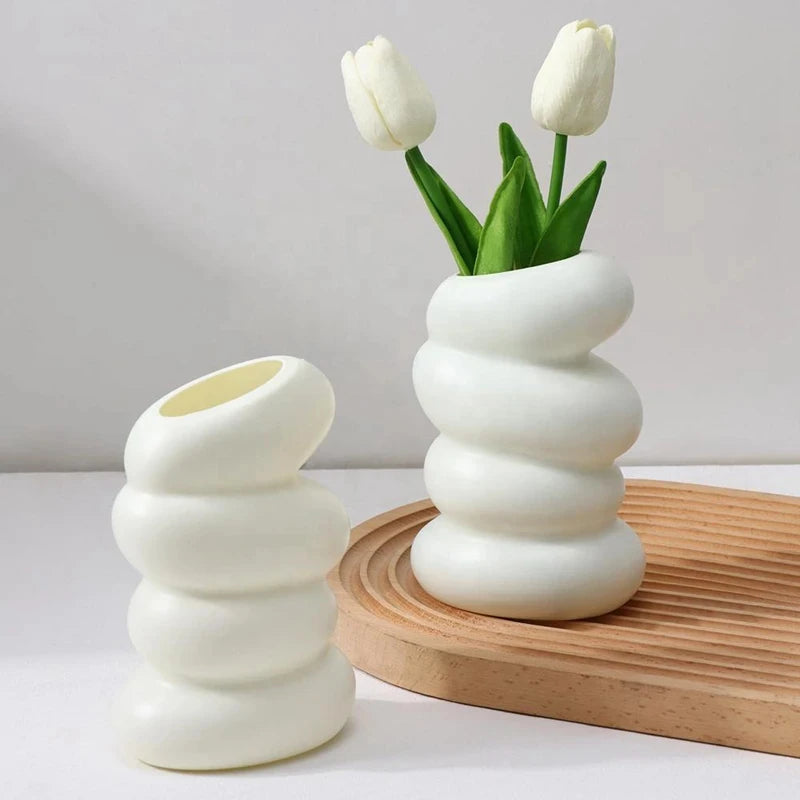 Plastic Spiral White Vase Nordic Flower Arrangement Container for Kitchen Living Bedroom Home Decoration Desk Accessories