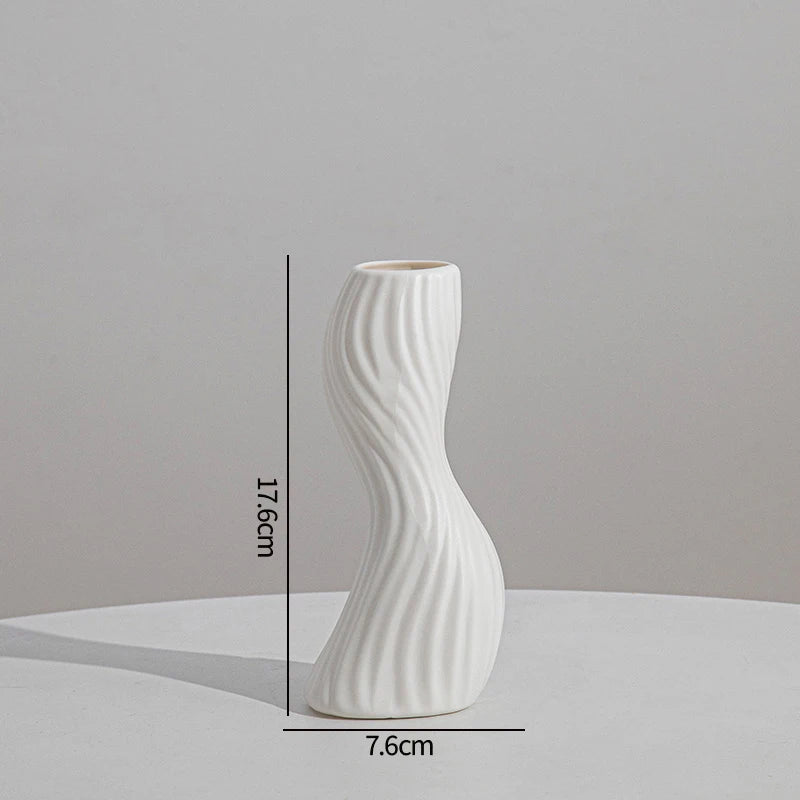 Imitation Ceramic Vase Modern White Plastic Flower Vase Creative Spiral Boho Aesthetic Irregular Flower Vases Wedding Home Decor